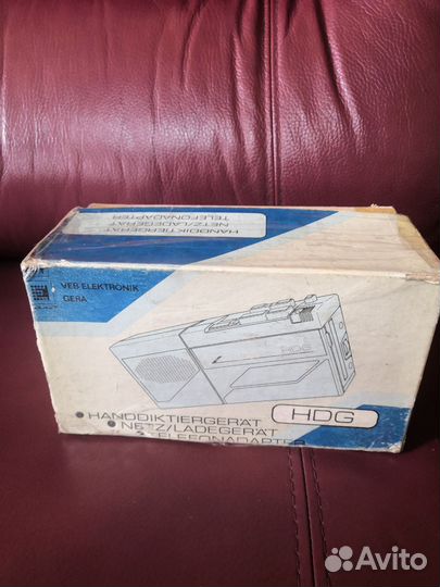 Кассетный диктофон VEB