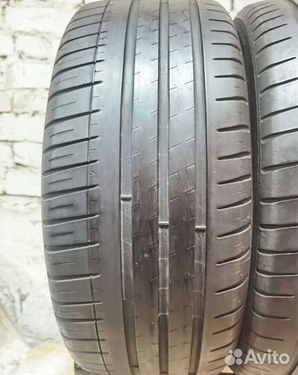 Michelin Pilot Sport 3 235/45 R18 98Y