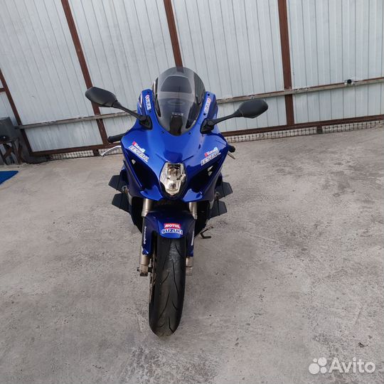 Suzuki Gsx r 400