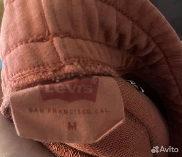 Спортивные штаны levis