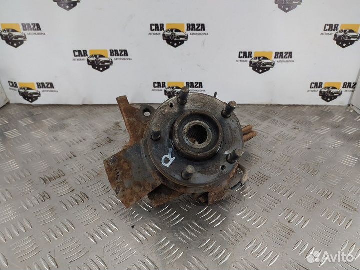 Кулак поворотный передний правый R