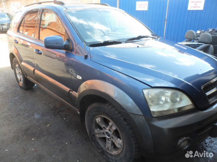 Автомобиль по запчастям KIA sorento-1.2,4л.2005г
