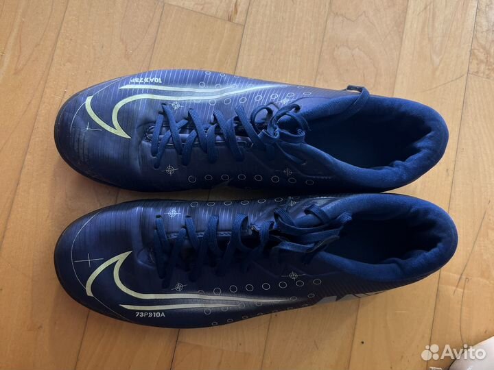 Футзалки nike