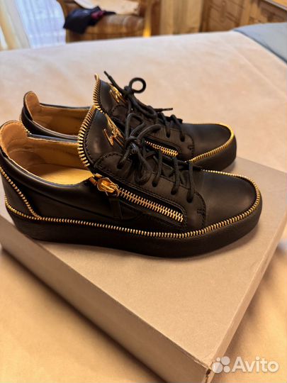 Сникерсы Giuseppe Zanotti оригинал