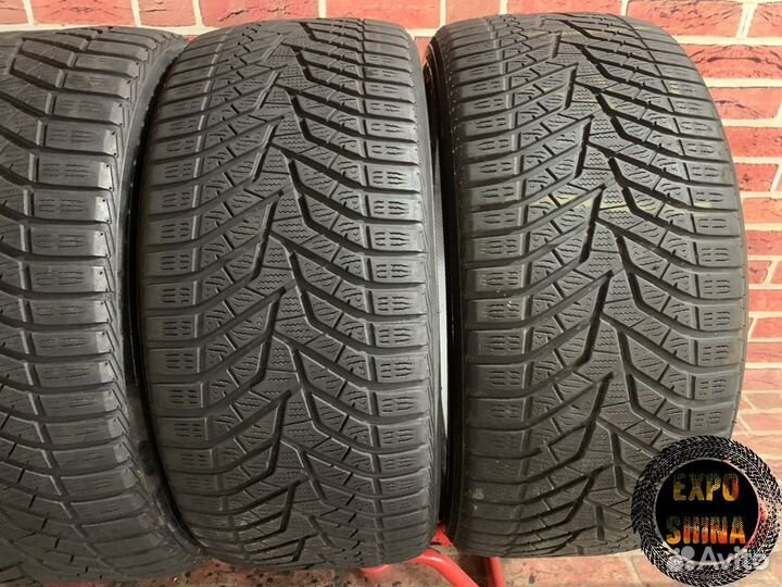 Yokohama BluEarth Winter V905 315/35 R21 и 275/40 R21