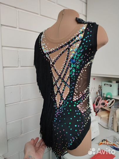 Купальник для художественной гимнастики