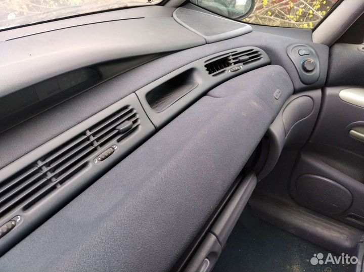 Салон Renault Espace 3