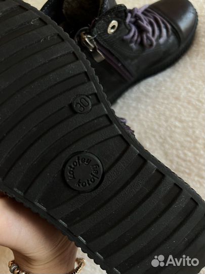 Ботинки зимние фирма котофей 30 размер