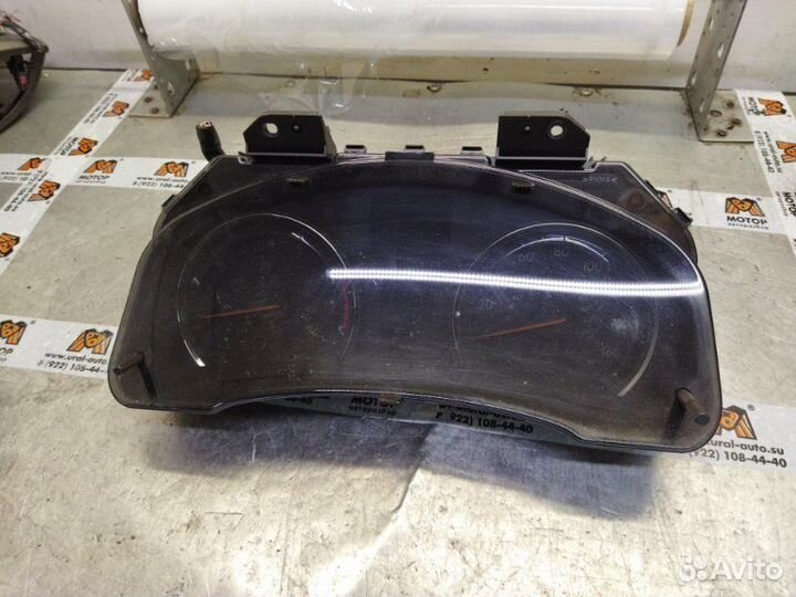 Панель приборов (щиток) Toyota Avensis 3 седан 1.8