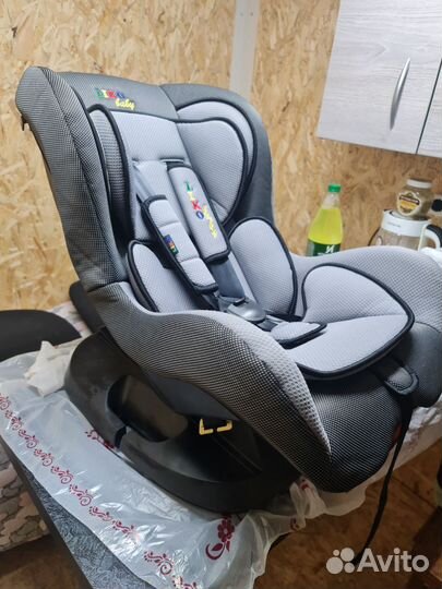 Детское автокресло от 0 до 18 кг