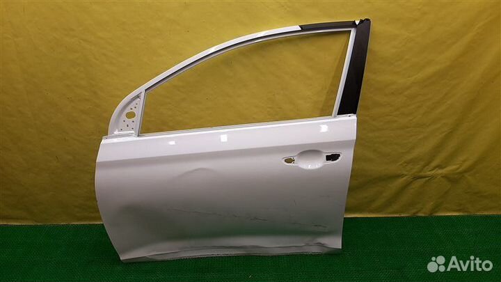 Дверь боковая передняя левая Hyundai Solaris HCR