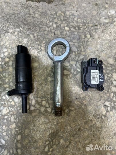 Продам запчаст на Opel Mokka