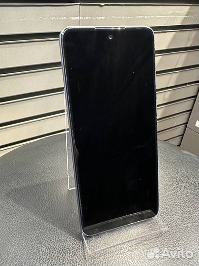 Телефон tecno pova 2