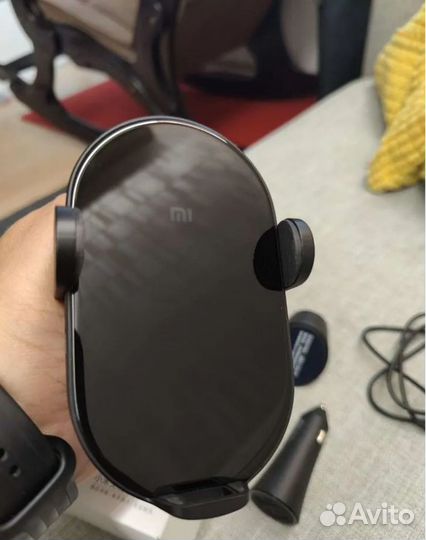 Беспроводная зарядка Xiaomi WCJ02ZM в машину