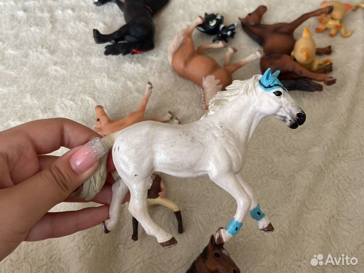 Фигурки лошадей schleich,всадник,амуниция,lps