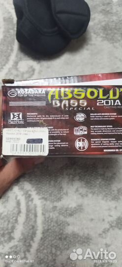 Кастинговый спиннинг с катушкой