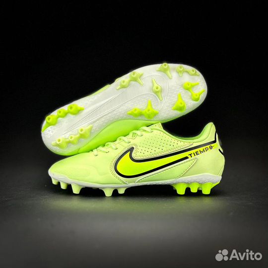 Футбольные бутсы Nike Tiempo Legend 9