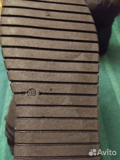 Зимние дутики женские