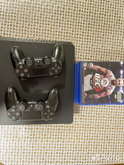 Sony PS4 slim 1tb