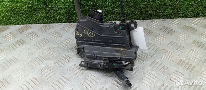 Замок двери Renault Captur Правый Передний