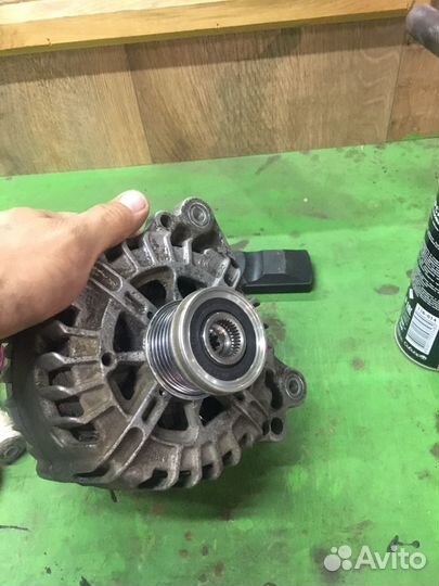 Продам генератор на Тигуан или поло