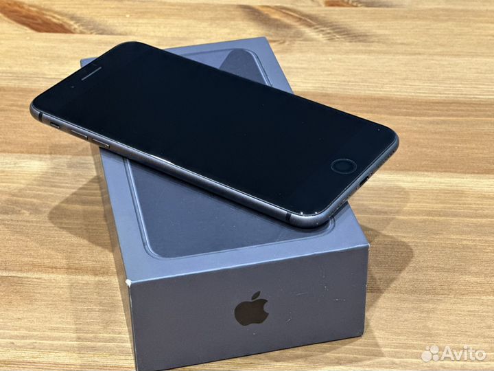 Продам iPhone 8 plus