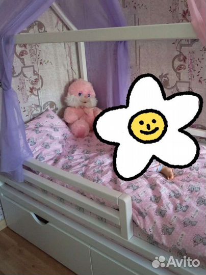 Кровать домик