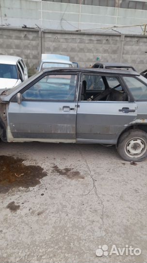 Дверь левая 2114