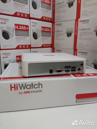 Видеорегистратор 8-ми канальный HiWatch DS-N208(C)