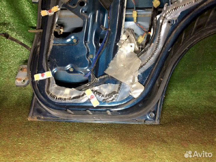 Дверь задняя правая Suzuki Escudo TD01WTD11WTD61W