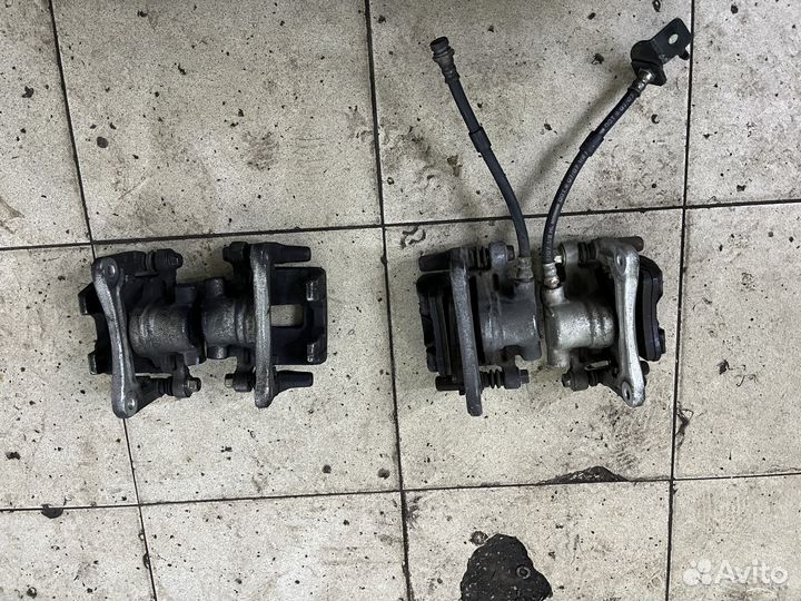 Суппорт задний mitsubishi grandis