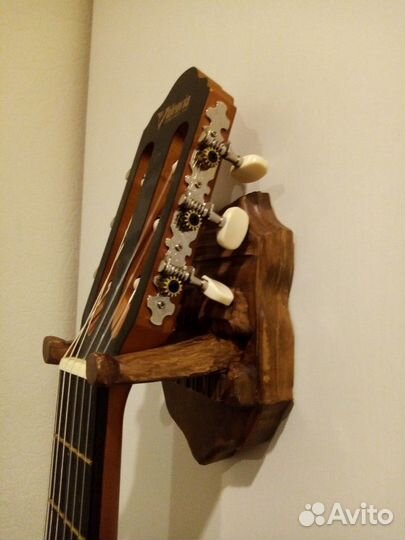 Держатель для гитары ручной работы