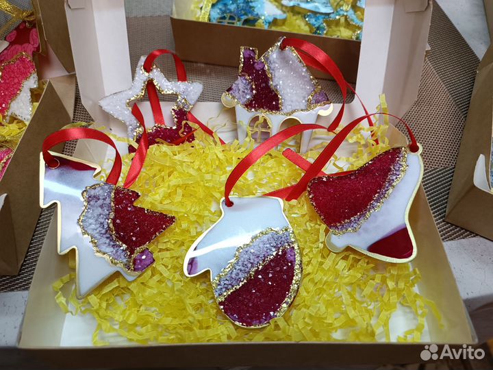 Елочные игрушки из эпоксидной смолы