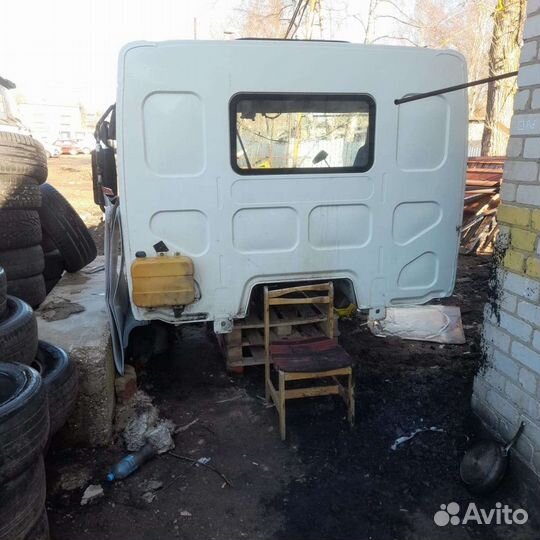 Кабина Renault Midlum