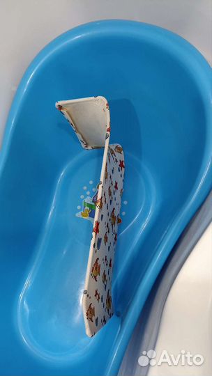 Ванночка для купания с горкой