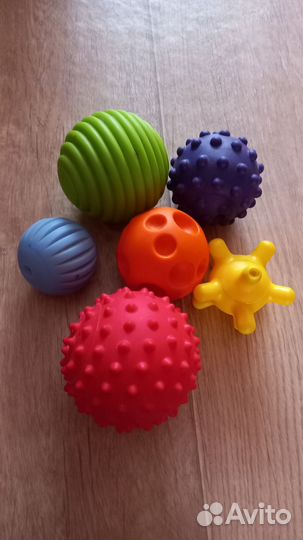 Развивающие игрушки пакетом