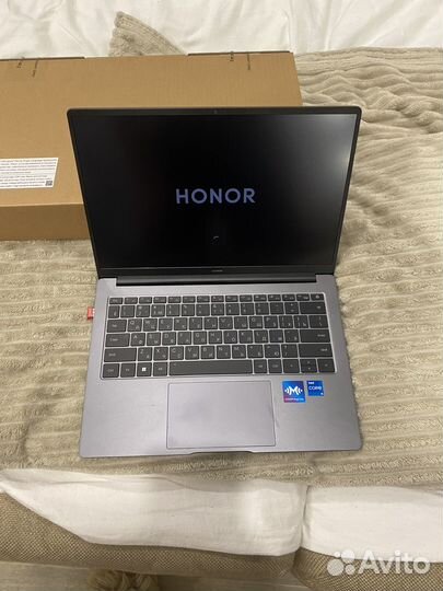 Honor magicbook x14