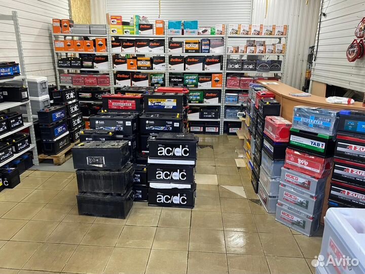 Аккумулятор автомобильный 60 Ач