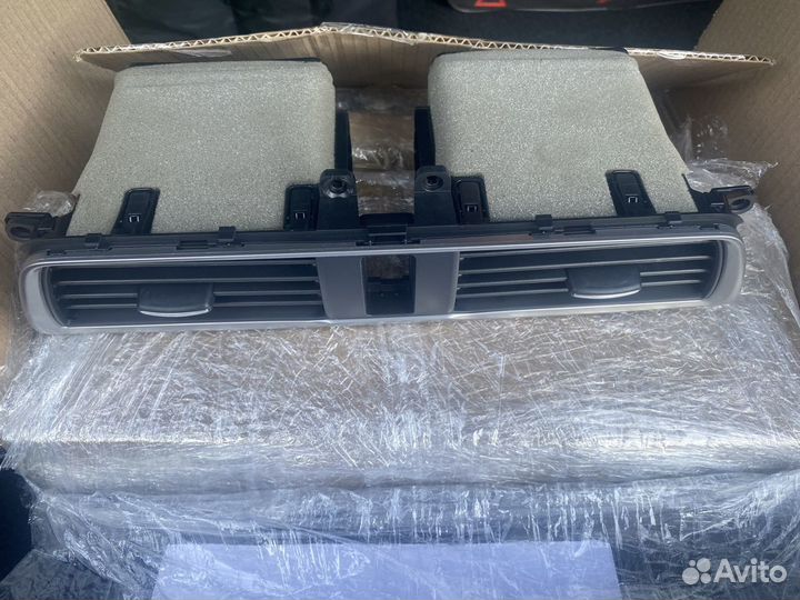 Центральный воздуховод Mazda 3 BM