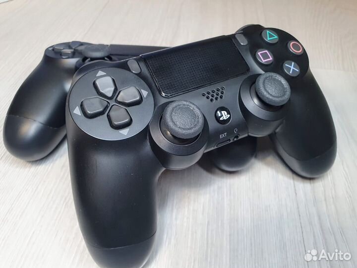 Sony PS4 slim 500gb идеал + 2 геймпада