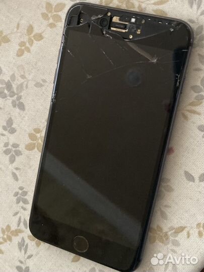 Телефон iPhone 8 plus