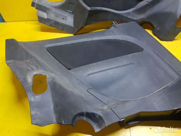 Обшивка кузова Opel Corsa D 2006-2011