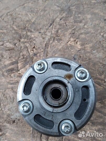 Шестерня впускного распредвала Nissan Note HR14DE