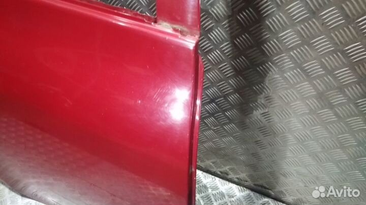 Дверь Auris (07-12) зад R б/у