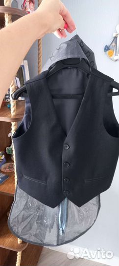 Школьная форма для мальчика 128 новая