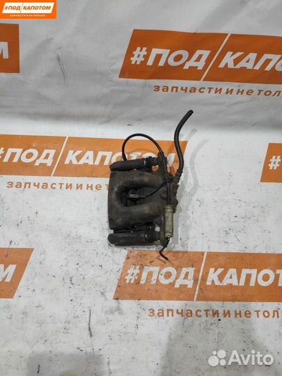 Суппорт тормозной передний левый BMW 1 E87 2007