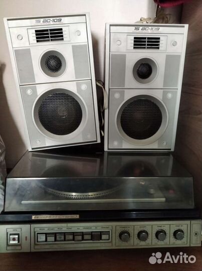 Проигрыватель винила, колонки Вега 109 стерео