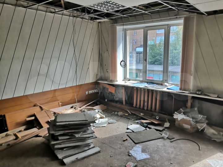 Нежилой помещение свободного назначения, 367 м²