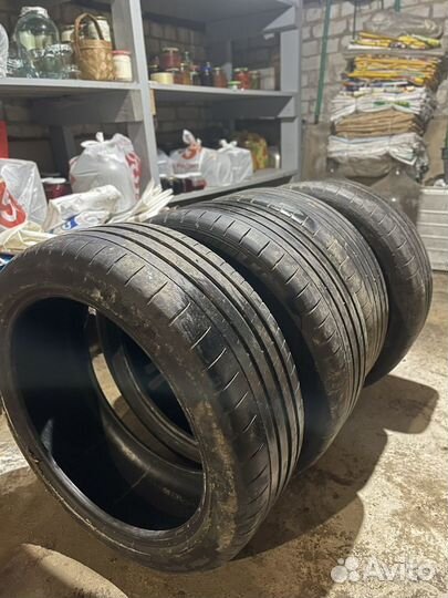 Michelin Pilot Super Sport 225/45 R19 96Y