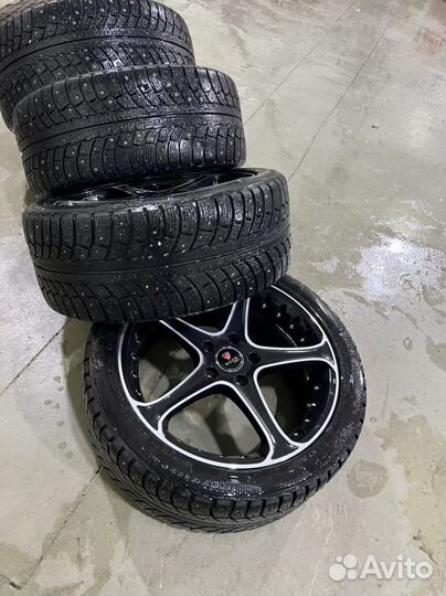 Колеса в сборе r18 зимние